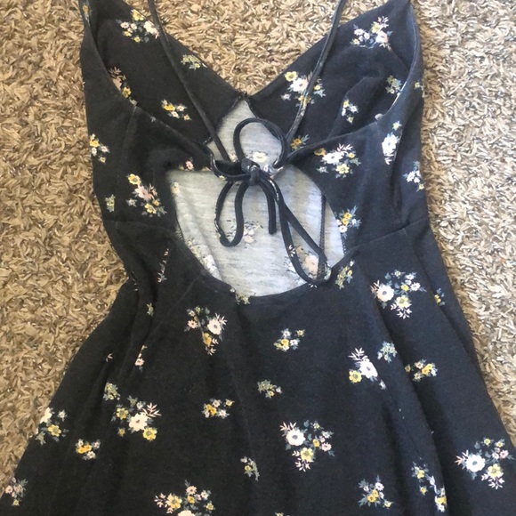 Bundle of dresses - Picture 8 of 8